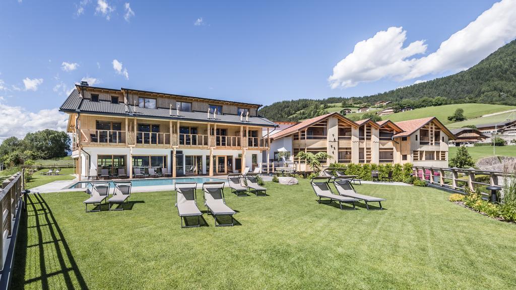 Sonus Alpis - Adults Only Aparthotel Castelrotto Exterior photo